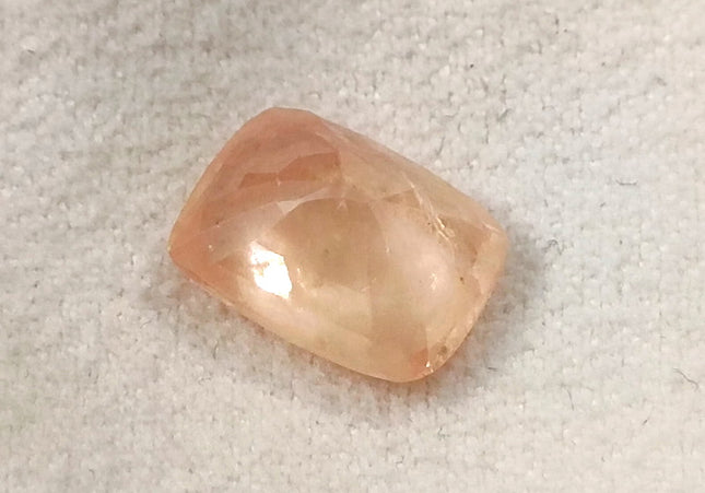 IGI Certified 5.28ct Natural Untreated Padparadscha Sapphire.
