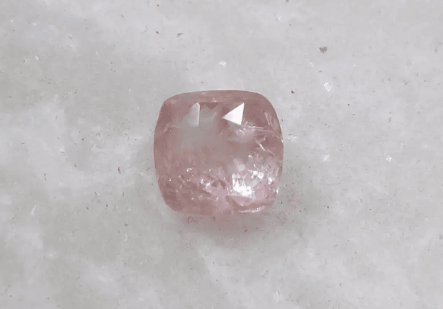 4.66ct IGI Certified Sunrise Padparadscha Sapphire , Natural Untreated Gemstone - SMSGEMS