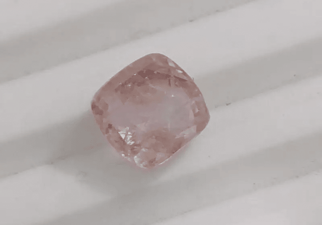 4.66ct IGI Certified Sunrise Padparadscha Sapphire , Natural Untreated Gemstone - SMSGEMS
