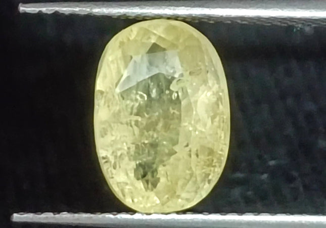 GSI Certified 2.88ct Unheated Yellow Sapphire Natural Untreated Gemstone