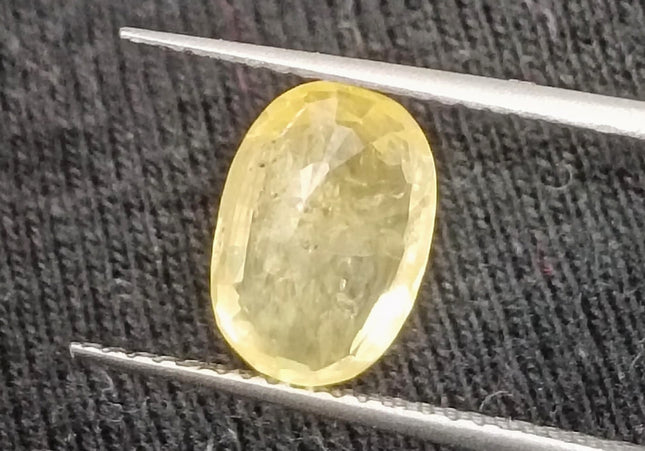 GSI Certified 2.88ct Unheated Yellow Sapphire Natural Untreated Gemstone