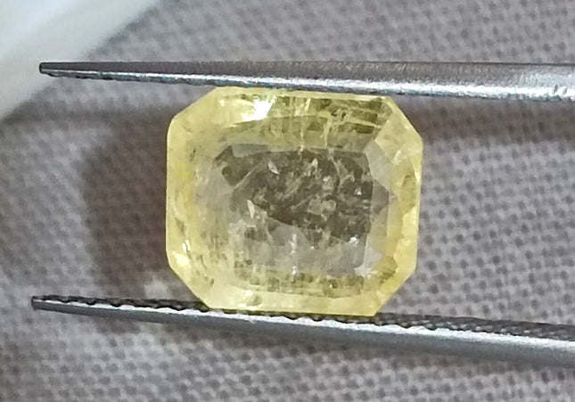 GSI Certified 2.23ct Yellow Sapphire Natural untreated Gemstone