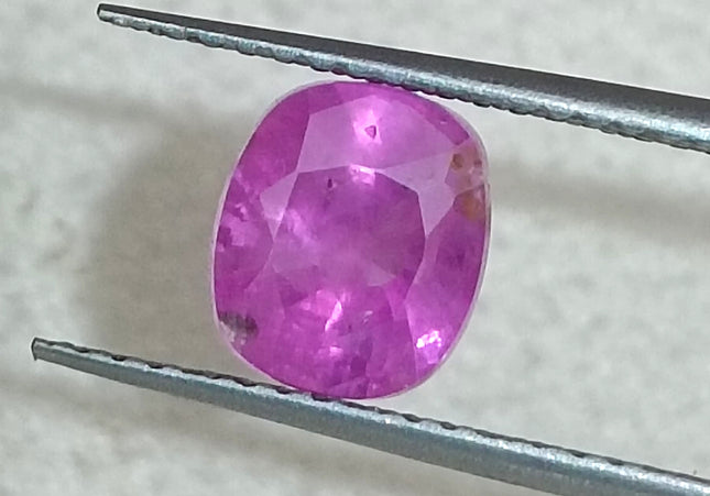 GSI Certified 1.81ct Deep Pink Sapphire Natural Untreated Gemstone