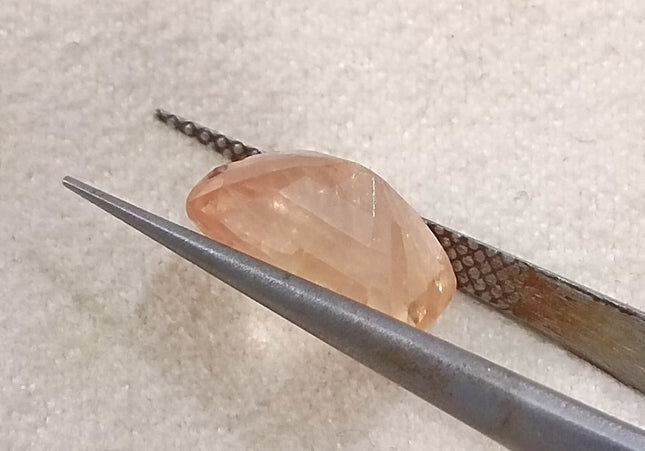 IGI Certified 5.28ct Natural Untreated Padparadscha Sapphire.
