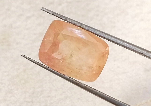 IGI Certified 5.28ct Natural Untreated Padparadscha Sapphire.