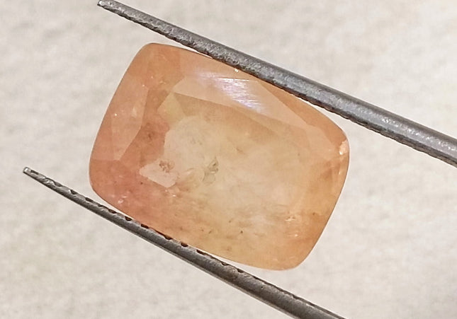 IGI Certified 5.28ct Natural Untreated Padparadscha Sapphire.