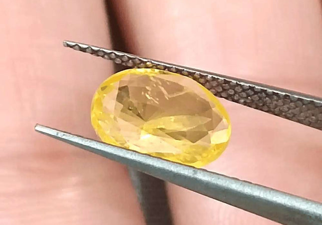 GSI Certified 1.92ct Yellow Sapphire, Natural Heated Gemstone - SMSGEMS