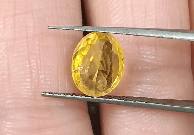 GSI Certified 1.92ct Yellow Sapphire, Natural Heated Gemstone - SMSGEMS