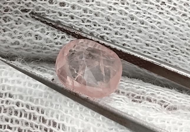 GSI Certified 2.13ct Ceylon Padparadscha Sapphire , Natural Earth Mined Gemstone - SMSGEMS
