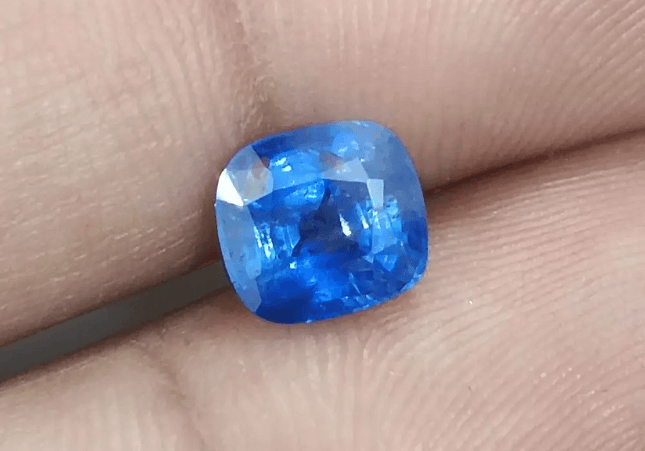 GSI Certified 2.25ct Royal Blue Ceylon Sapphire, Natural Gemstone - SMSGEMS