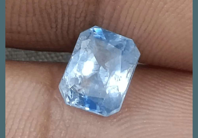 GSI Certified 2.33ct Blue Ceylon Sapphire Natural Untreated - SMSGEMS