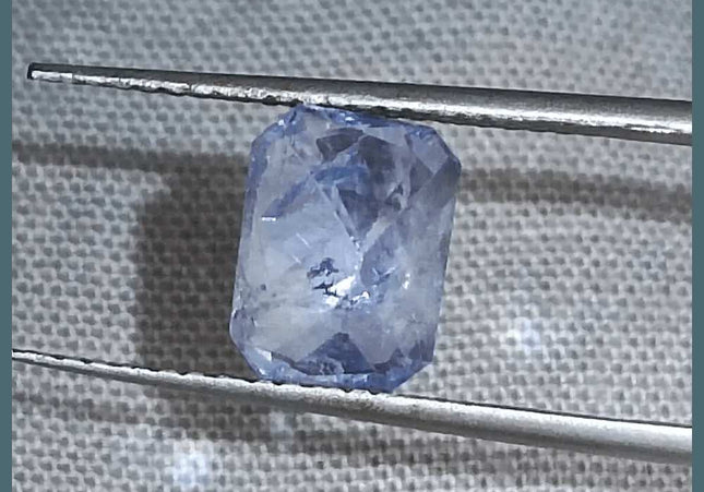 GSI Certified 2.33ct Blue Ceylon Sapphire Natural Untreated - SMSGEMS