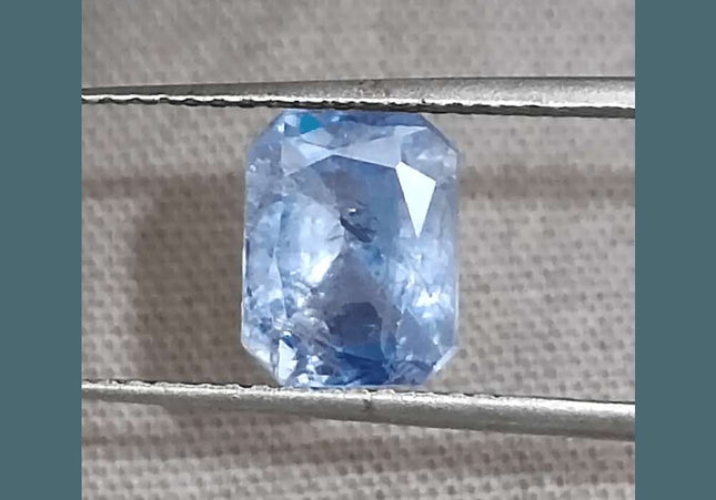 GSI Certified 2.33ct Blue Ceylon Sapphire Natural Untreated - SMSGEMS