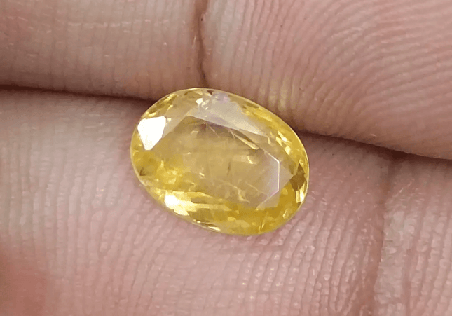 GSI Certified 2.58ct Yellow Ceylon Sapphire, Natural Untreated Gemstone - SMSGEMS