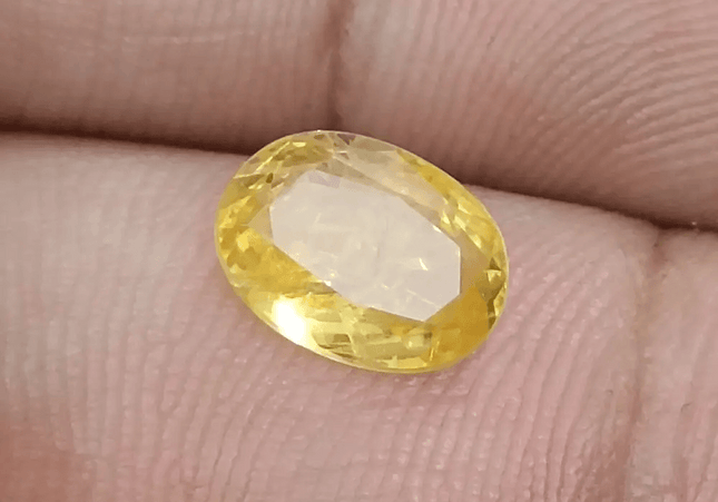 GSI Certified 2.58ct Yellow Ceylon Sapphire, Natural Untreated Gemstone - SMSGEMS