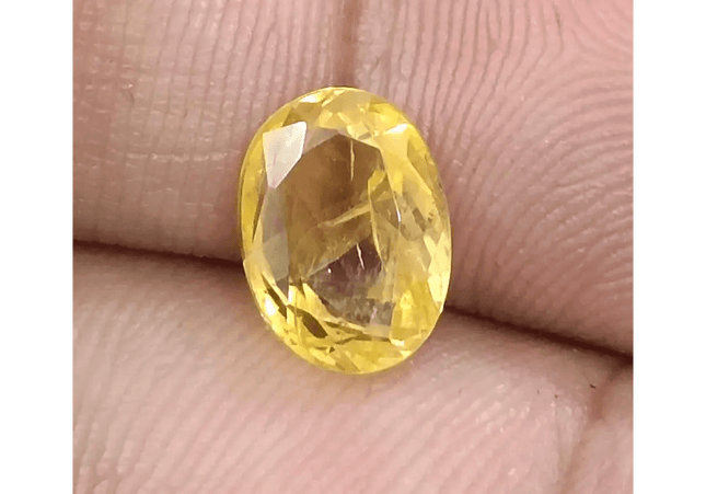 GSI Certified 2.58ct Yellow Ceylon Sapphire, Natural Untreated Gemstone - SMSGEMS