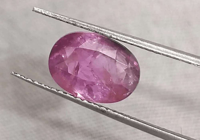 3.29ct GSI Certified Pink Purple Ceylon Sapphire - SMSGEMS
