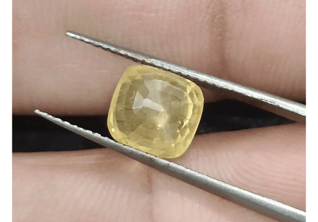 GSI Certified 3.48ct Vivid Yellow Sapphire, Natural untreated Gemstone - SMSGEMS