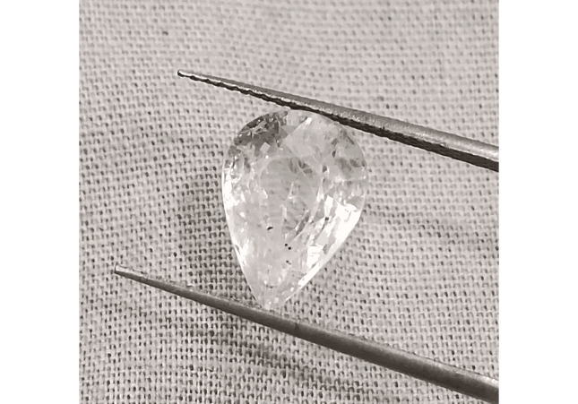 GSI Certified 3.50ct White Sapphire, Natural Untreated Gemstone - SMSGEMS