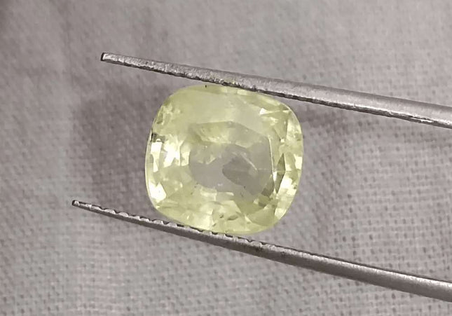 3.60ct Natural Ceylon Yellow Sapphire GSI Certified - SMSGEMS