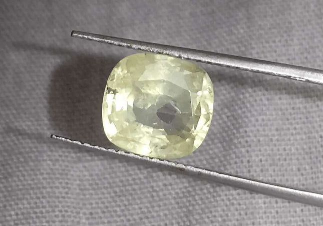 3.60ct Natural Ceylon Yellow Sapphire GSI Certified - SMSGEMS