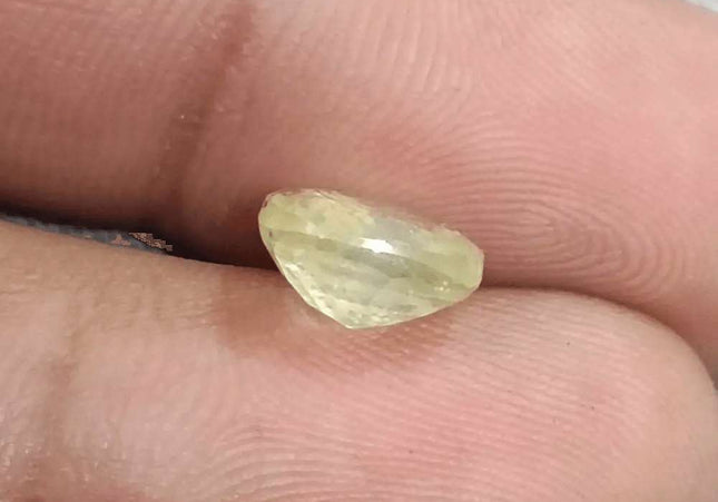 3.60ct Natural Ceylon Yellow Sapphire GSI Certified - SMSGEMS