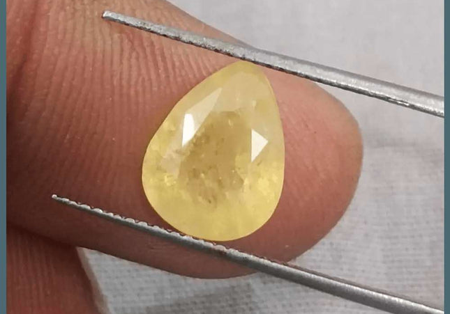 4.35ct Yellow Sapphire Natural Untreated Gemstone GSI Certified Ceylon - SMSGEMS