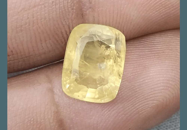 8.36ct Natural Yellow Ceylon Sapphire GSI Certified - SMSGEMS
