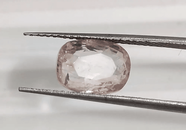 3.05ct IGI Certified Ceylon Padparadscha Sapphire - SMSGEMS