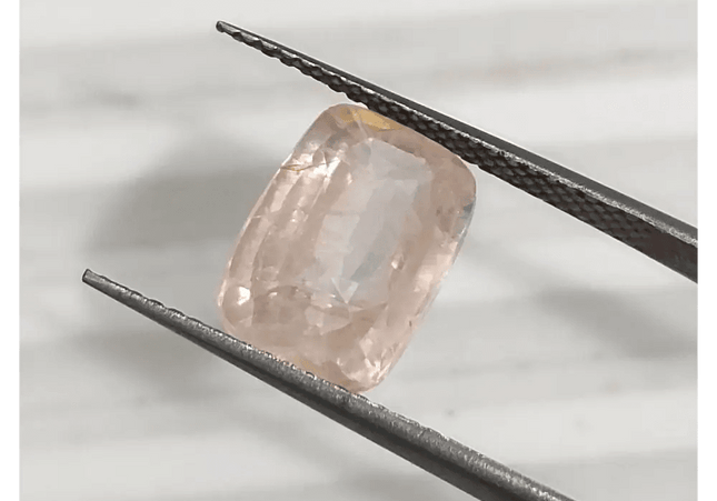 3.65ct IGI Certified Untreated Ceylon Padparadscha Sapphire - SMSGEMS