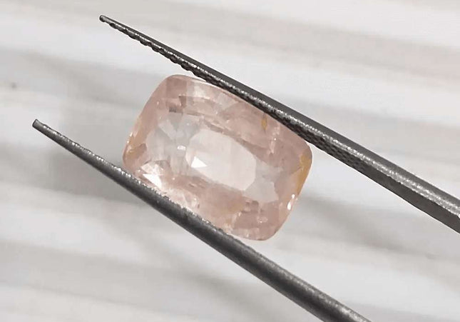3.65ct IGI Certified Untreated Ceylon Padparadscha Sapphire - SMSGEMS