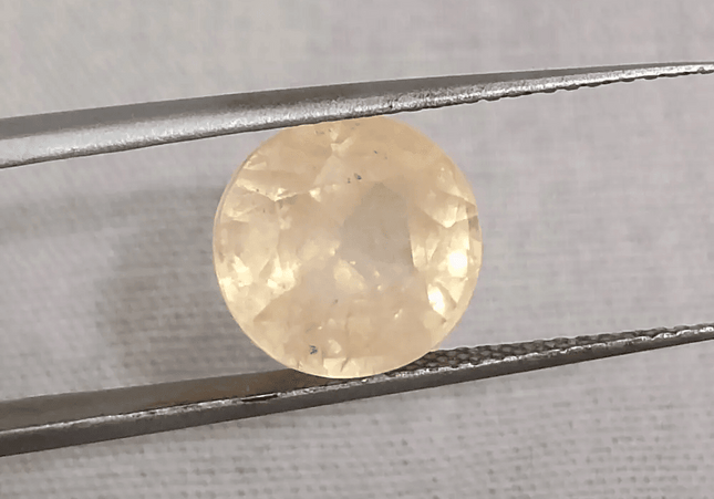 IGI Certified 4.48ct Padparadscha Sappire, Natural Untreated Gemstone - SMSGEMS