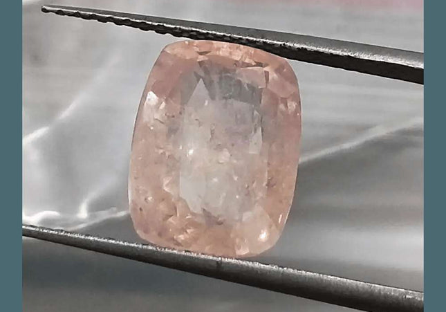 IGI Certified 4.90ct Padparadscha Sapphire, Natural untreated Gemstone - SMSGEMS