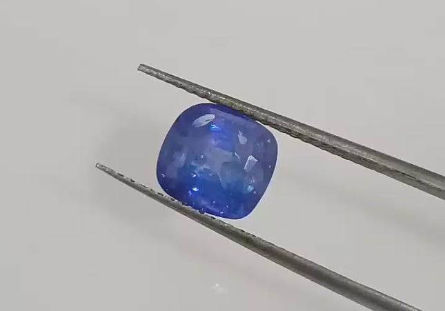 GSI Certified 2.25ct Royal Blue Ceylon Sapphire, Natural Gemstone