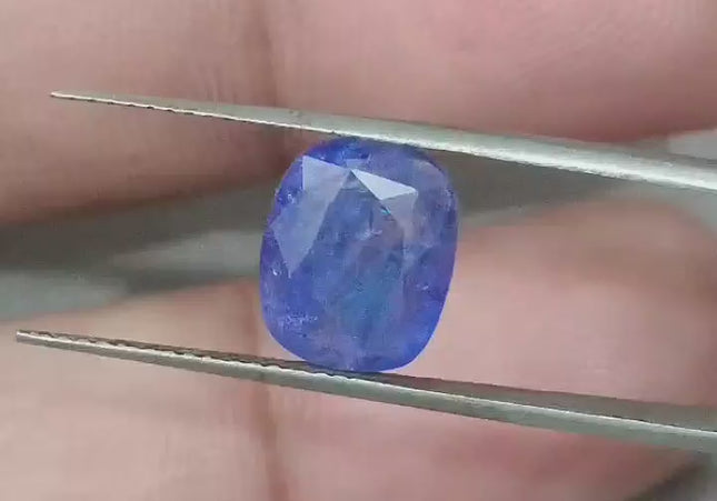 Certified 4.49ct Royal Blue Natural Sapphire.