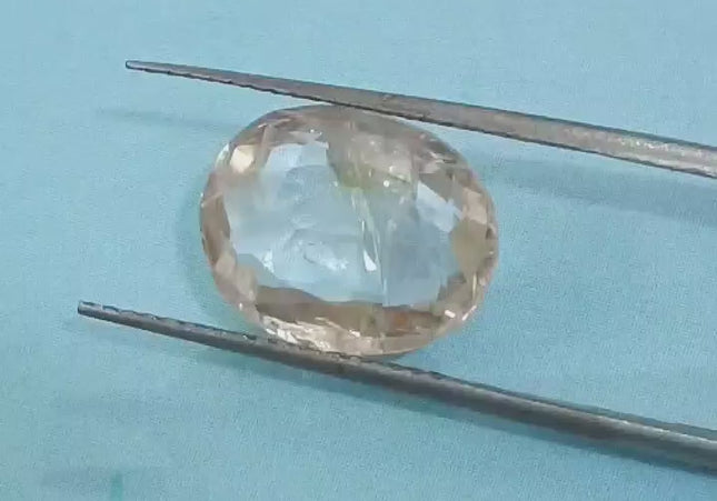 Certified 5.16ct Natural Untreated Padparadscha Sapphire.