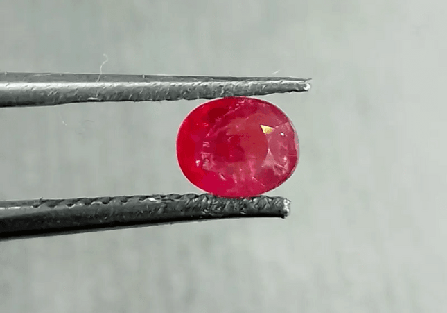 0.59ct Burmese Ruby, 100% Natural Untreated Gem - SMSGEMS 
