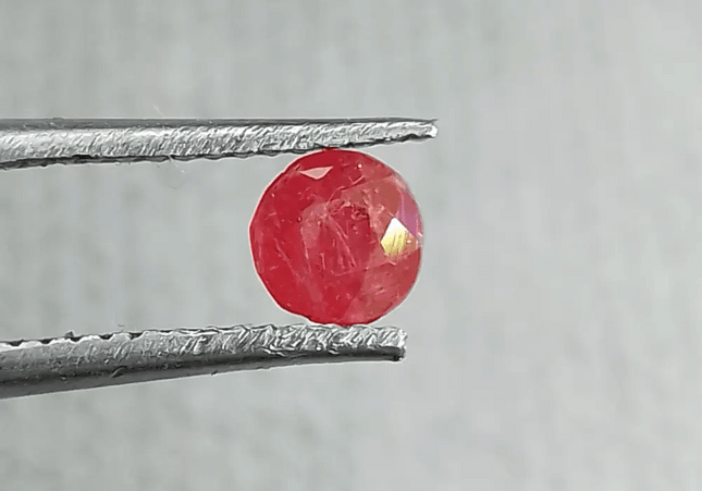 0.62ct Burmese Ruby, 100% Natural Untreated Gem - SMSGEMS 