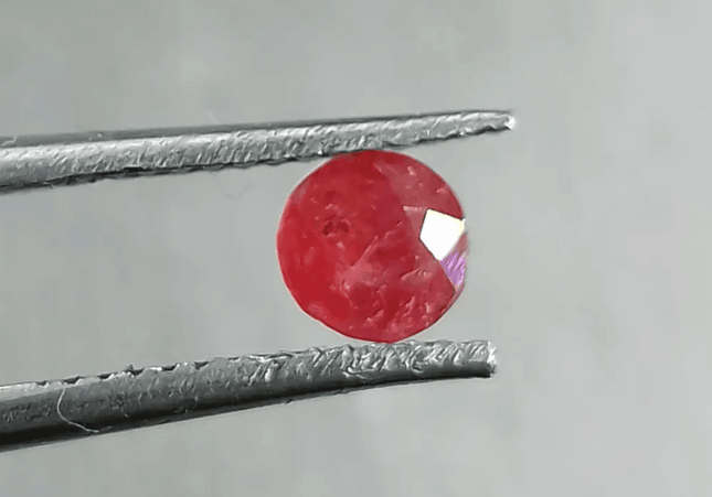 0.62ct Burmese Ruby, 100% Natural Untreated Gem - SMSGEMS 