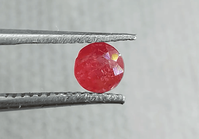 0.62ct Burmese Ruby, 100% Natural Untreated Gem - SMSGEMS 