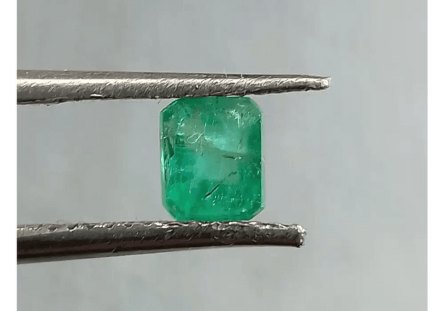 67ct Zambian Emerald Natural Green Gemstone - SMSGEMS 