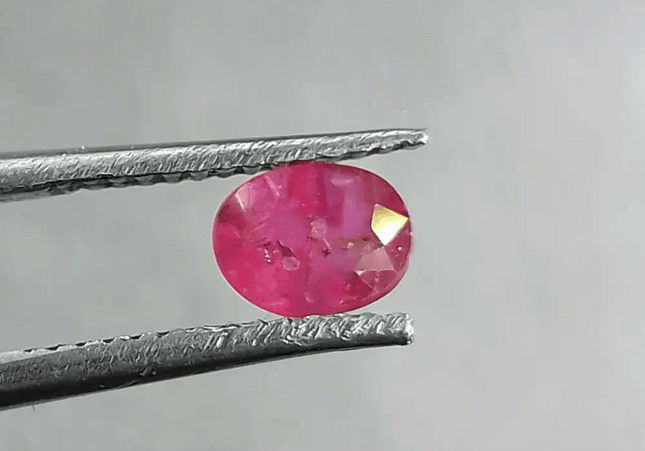 0.71ct Burmese Ruby, 100% Natural Untreated Gem - SMSGEMS 