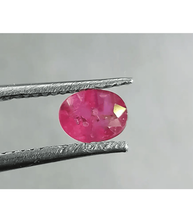 0.71ct Burmese Ruby, 100% Natural Untreated Gem - SMSGEMS 