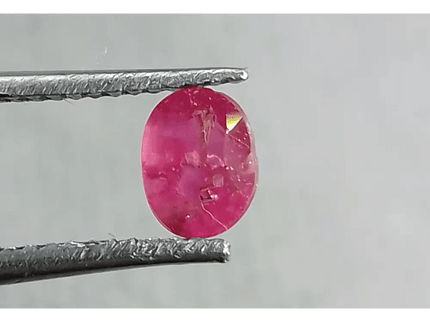 0.71ct Burmese Ruby, 100% Natural Untreated Gem - SMSGEMS 