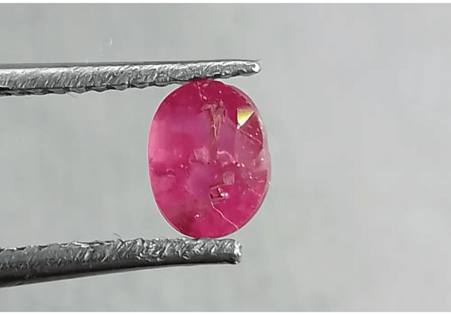 0.71ct Burmese Ruby, 100% Natural Untreated Gem - SMSGEMS 