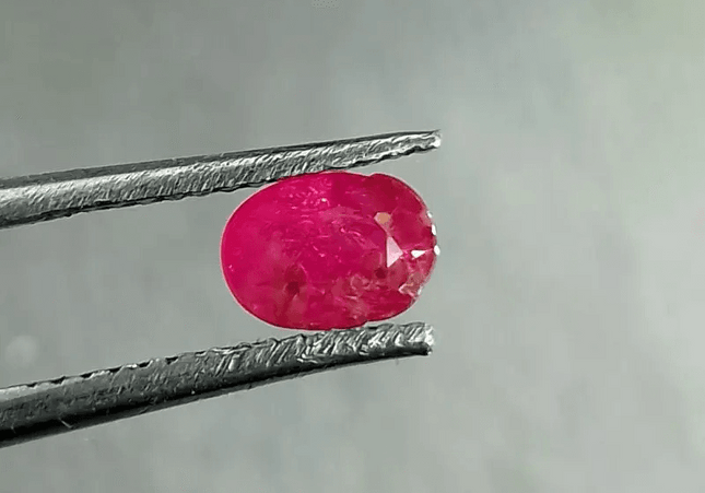 0.76ct Burmese Ruby, 100% Natural Untreated Gem - SMSGEMS 