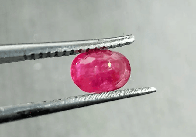 0.76ct Burmese Ruby, 100% Natural Untreated Gem - SMSGEMS 