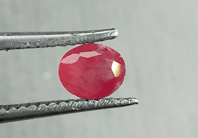 0.77ct Burmese Ruby, 100% Natural Untreated Gem - SMSGEMS 
