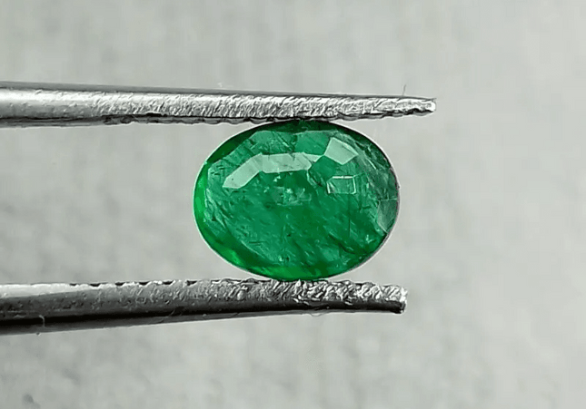 0.80ct Deep Green Emerald, 100% Natural Gem - SMSGEMS 