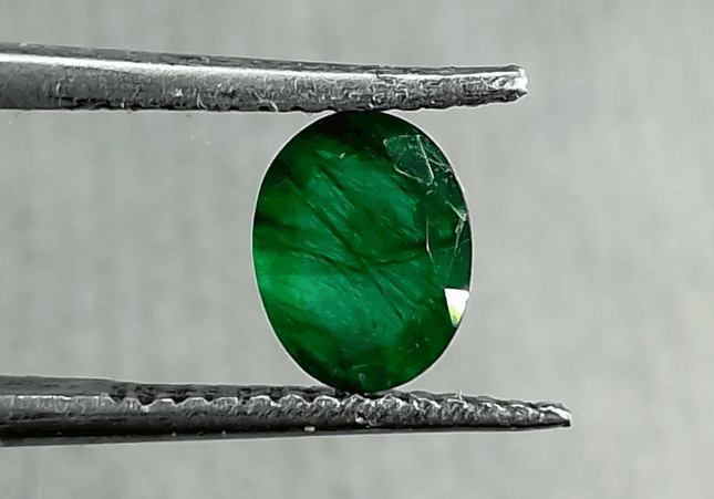 0.80ct Deep Green Emerald, 100% Natural Gem - SMSGEMS 